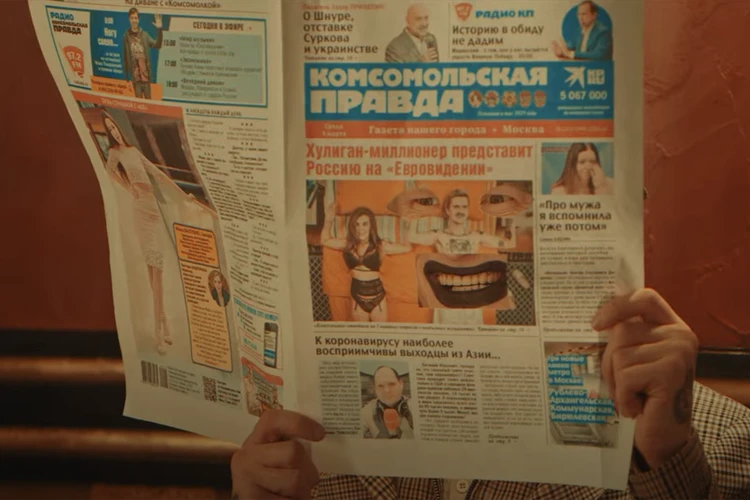 Орыс аналарымен порно Тар киім киген спортшы қыздармен порно көріңіз