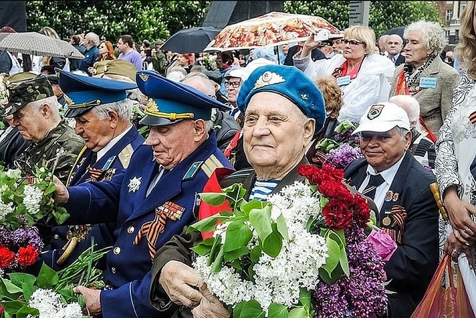 Фото 2019 года. Ветераны на Параде Победы в Донецке