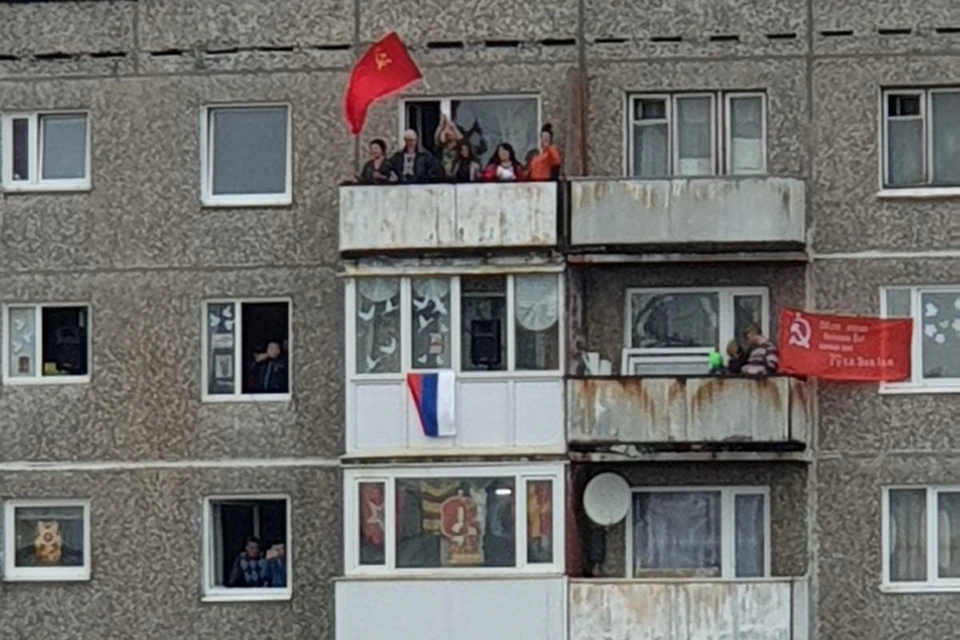 Акция "Поем Двором" стала по-настоящему народной. Фото: Анна Коробецкая