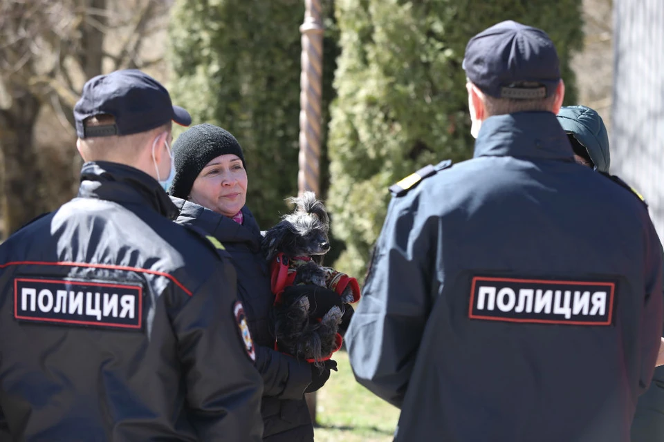 Нарушителей масочного режима могут оштрафовать на сумму от одной до 30 тысяч рублей.