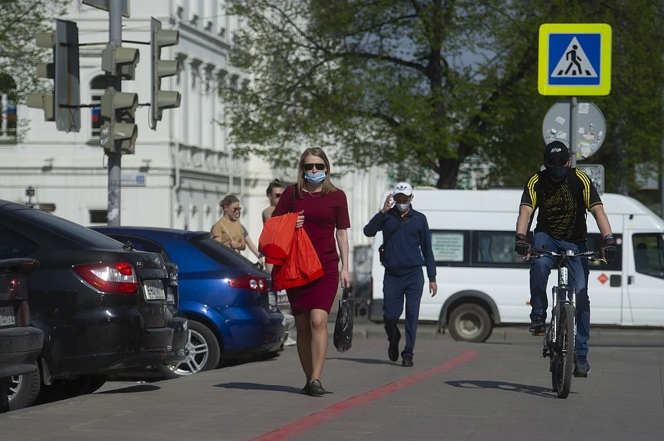 Полицейские могут оштрафовать от 1 до 3 тысяч рублей за отсутствие маски.