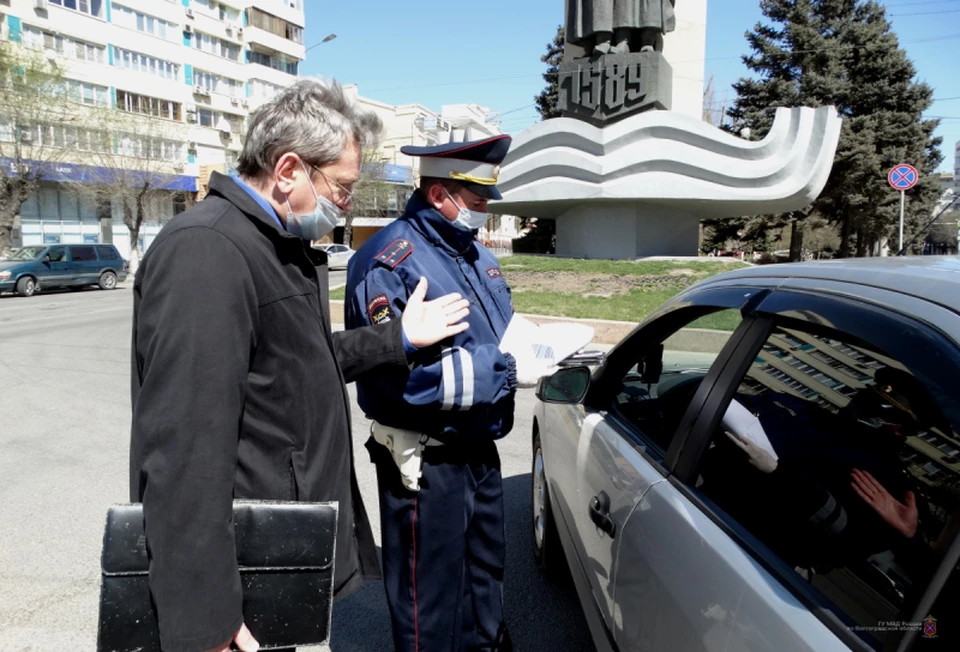 Патрули каждый день выходят в рейды.