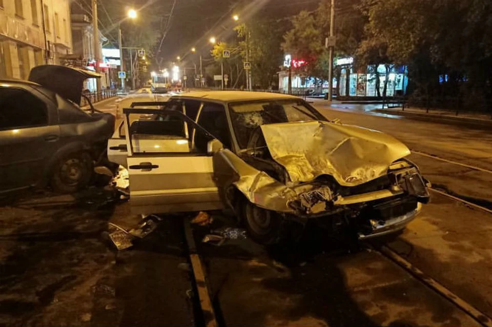 Семь протоколов составили на виновника крупного ДТП в центре Иркутска. Фото: "ДТП 38RUS"