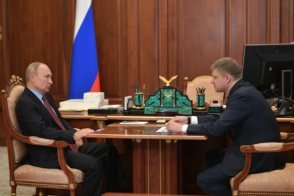 Владимир Путин и Олег Белозеров во время встречи в Кремле. Фото: Алексей Дружинин/ТАСС