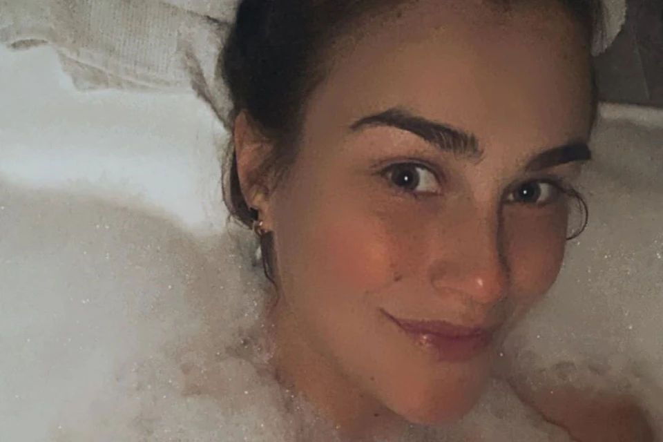 Так Арина Соболенко принимает ванну, сдобрив ее пенящимся бальзамом. Фото: instagram.com/sabalenka_aryna