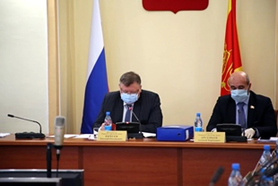 Заседание Думы прошло оперативно, депутаты уложились за час. Фото: Тверская городская Дума