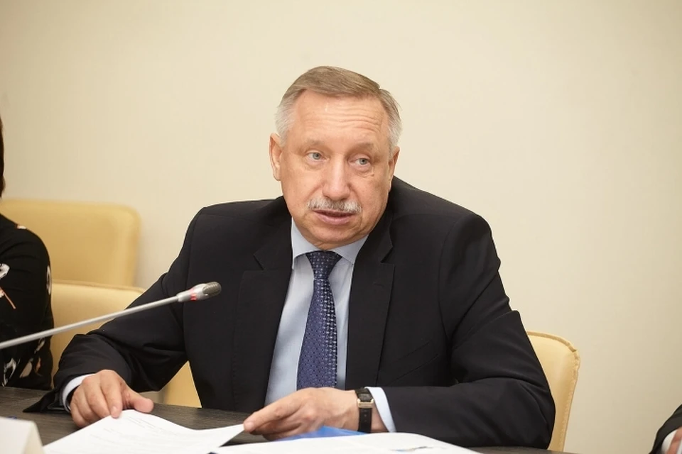 Александр Беглов, говоря о коронавирусе в Санкт-Петербурге, рассказал, что город еще не вышел на плато.