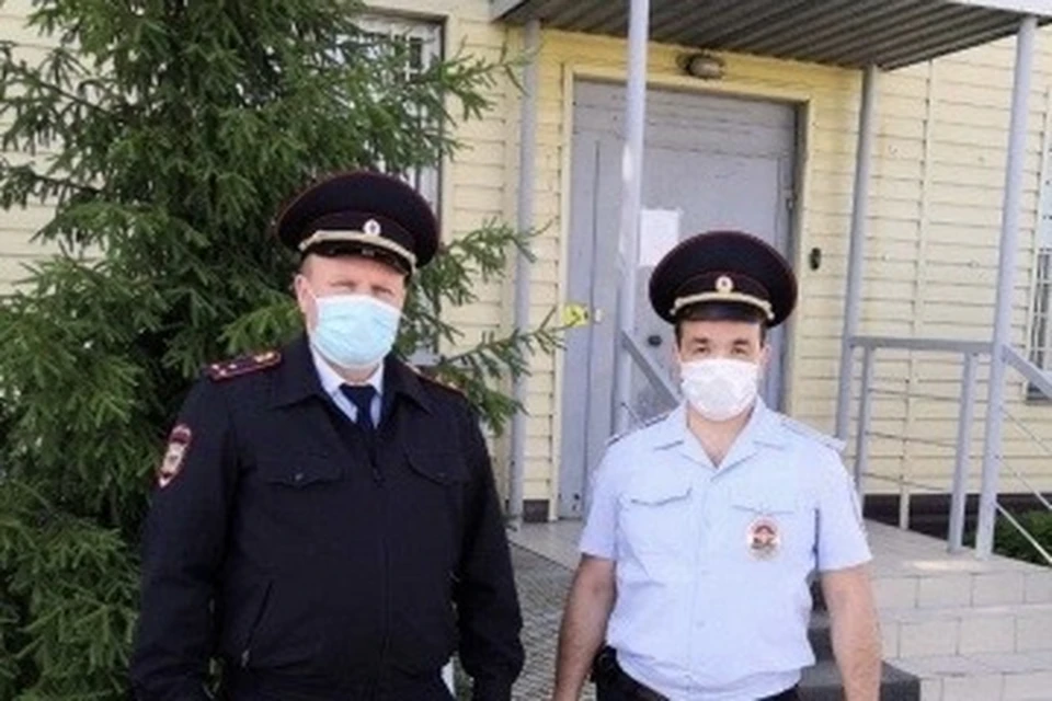 Силовики во время пришли на помощь. Фото: пресс-служба ГУ МВД России по Челябинской области