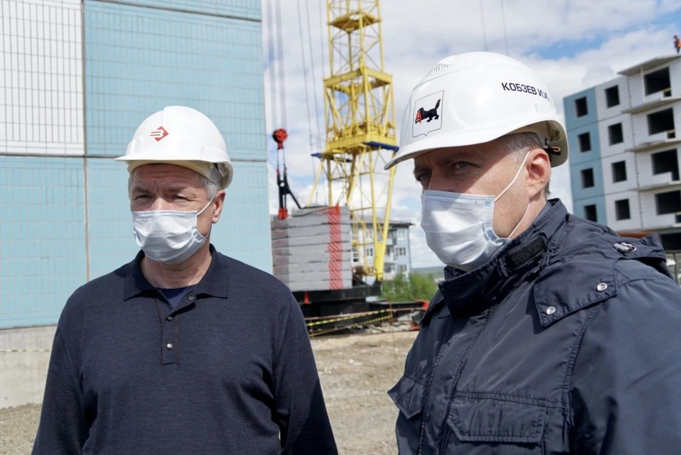 Игорь Кобзев: - Будем наращивать темпы строительства. Нам нужно усиливать работу, и мы это делаем. Фото: Пресс-служба правительства Иркутской области