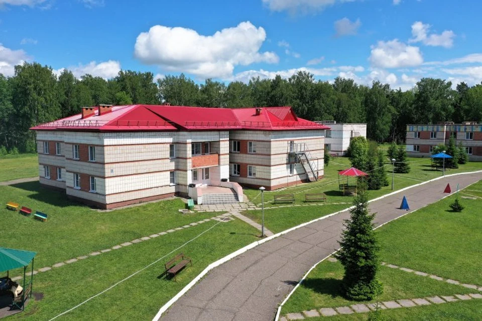 Один из обсерваторов для вахтовиков расположен в лагере "Зеленый мыс" под Томском.