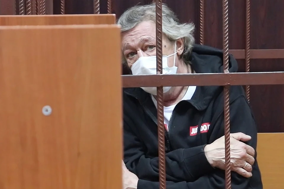 Михаил Ефремов в помещении Таганского суда. Фото: пресс-служба суда