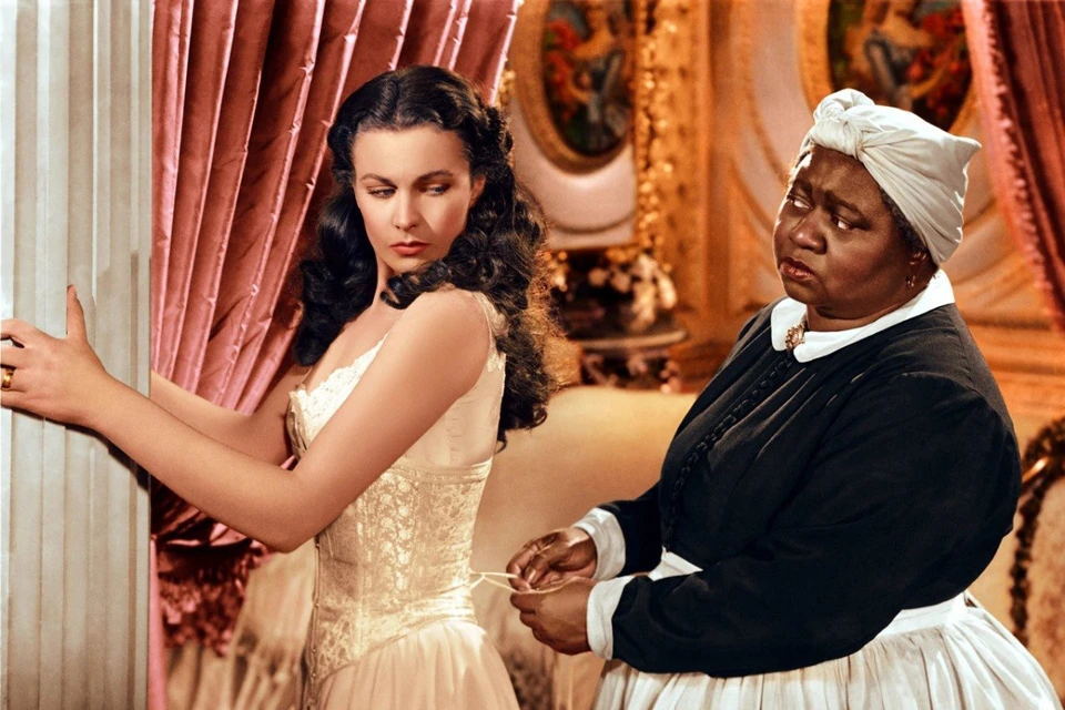 В 1940 году фильм получил десять премий «Оскар», причем актриса Хэтти МакДэниел, сыгравшая служанку Мамушку, стала первой чернокожей актрисой, удостоенной этой премии