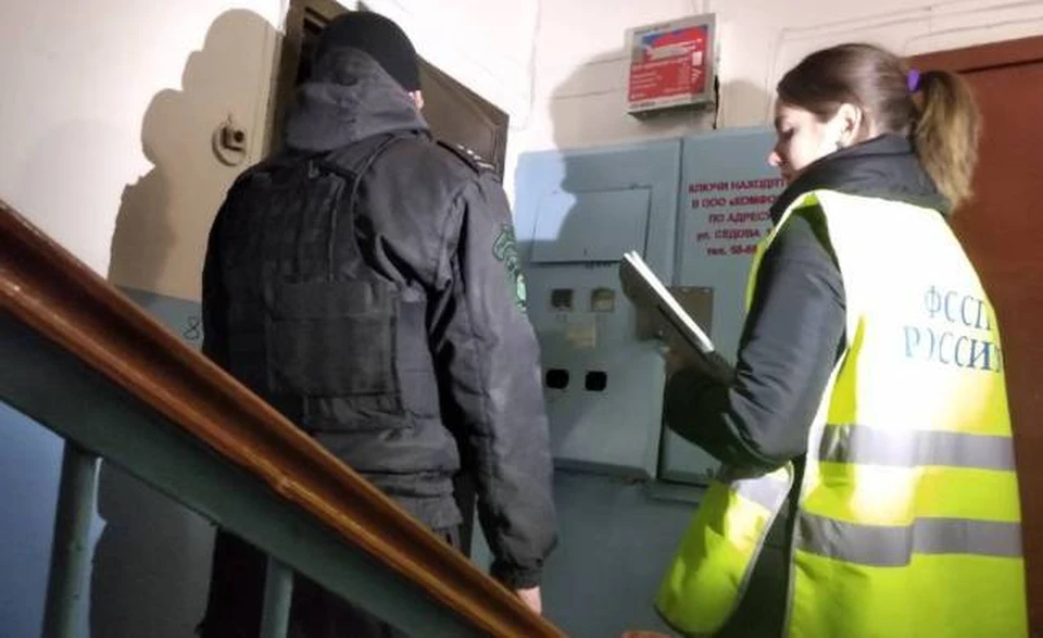 В Тюмени родители скрывали от приставов сына, который не оплачивал штрафы ГИБДД. Фото - УФССП по Тюменской области.