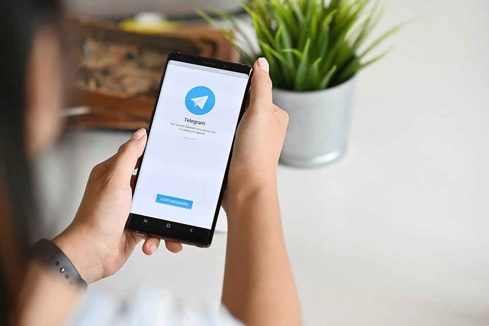 Роскомнадзор сообщил, что снимаются требования по ограничению доступа к мессенджеру Telegram.