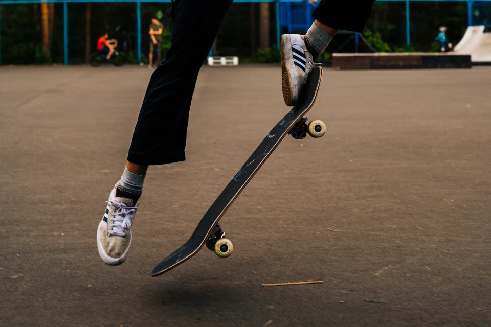 Трюки скейтбордистов выглядят очень эффектно. Фото: Егор Ивлев