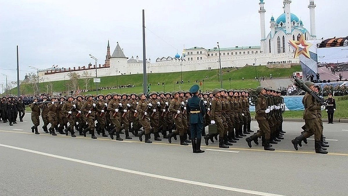 Парад Победы в Казани 24 июня 2020 года: кто участвует и где перекроют  улицы - KP.RU