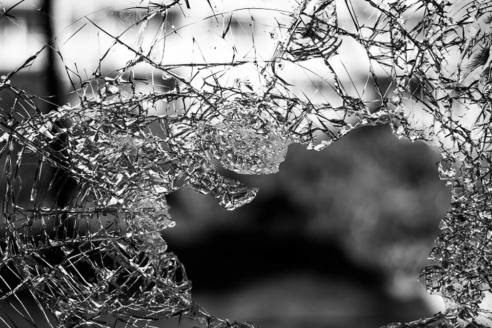 Виновник аварии на улице Мельникайте в Тюмени выплатит пострадавшей моральную компенсация