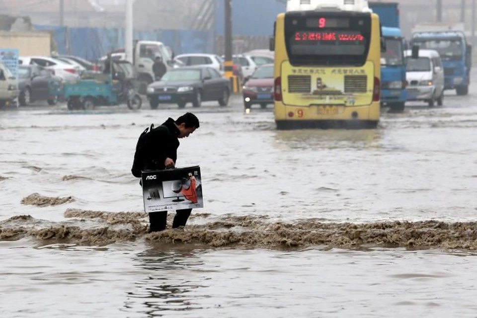 Сильные проливные дожди обрушились на провинцию Сычуань
