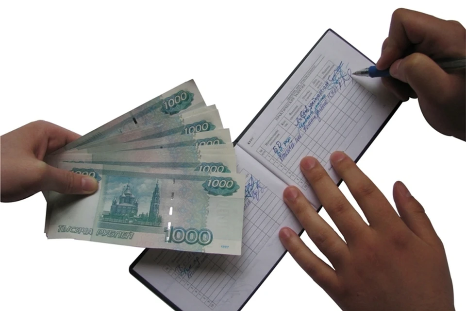 Преподавателя кузбасского вуза подозревают в получении взяток от студентов