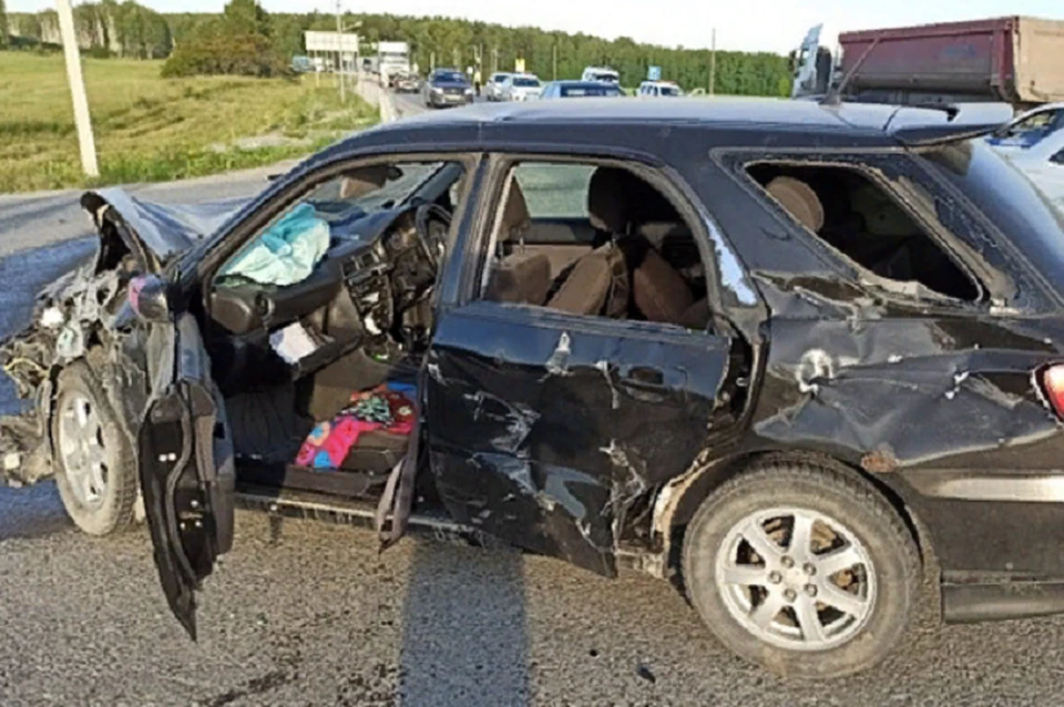 В аварии пострадали три человека. Фото: пресс-служба ГИБДД по Свердловской области