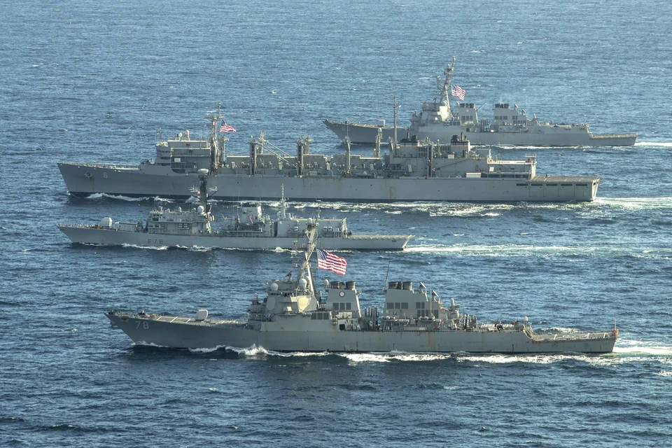 США направили в Черное море ракетный эсминец USS Porter