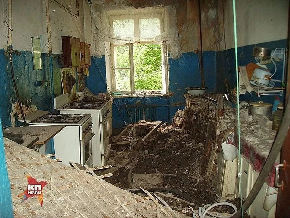Исходя из ответа администрации Рязани, из 66 аварийных домов по городу под расселение попали только 8. Один из них - на Колхозной