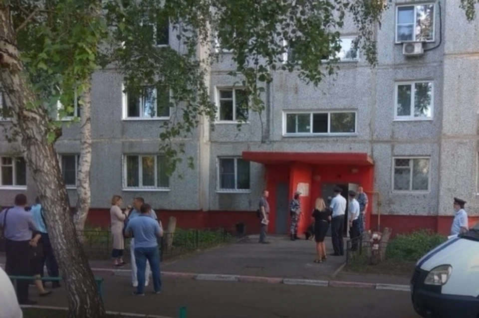 На одну из жертв "маньяк" напал в лифте