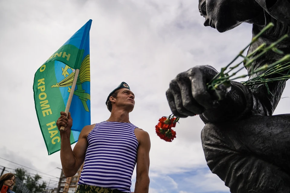 Десантники отмечают свой праздник в Самаре