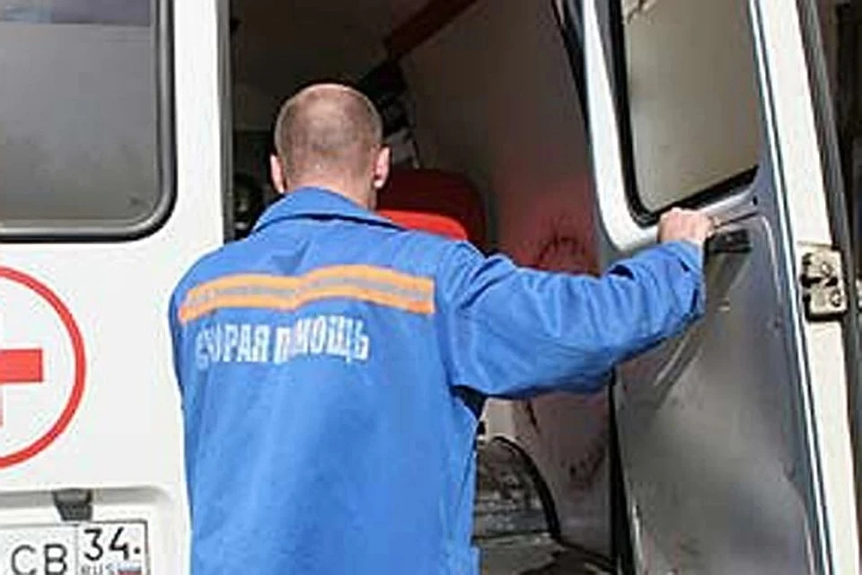 В Москве десантника ударили ножом на кладбище