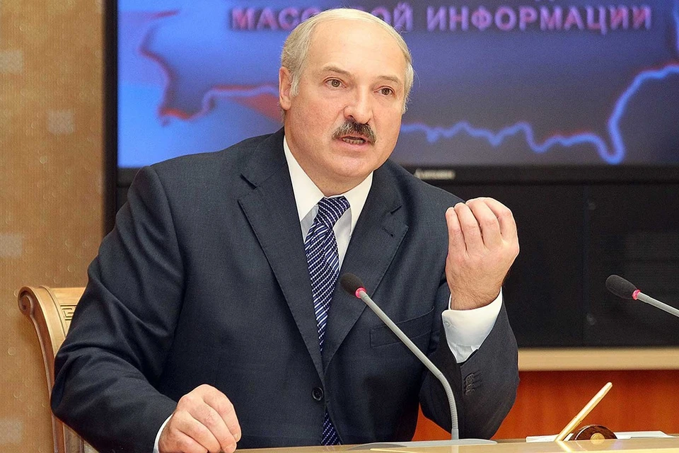 Александр Лукашенко выступает в Доме правительства. Фото: БелТА