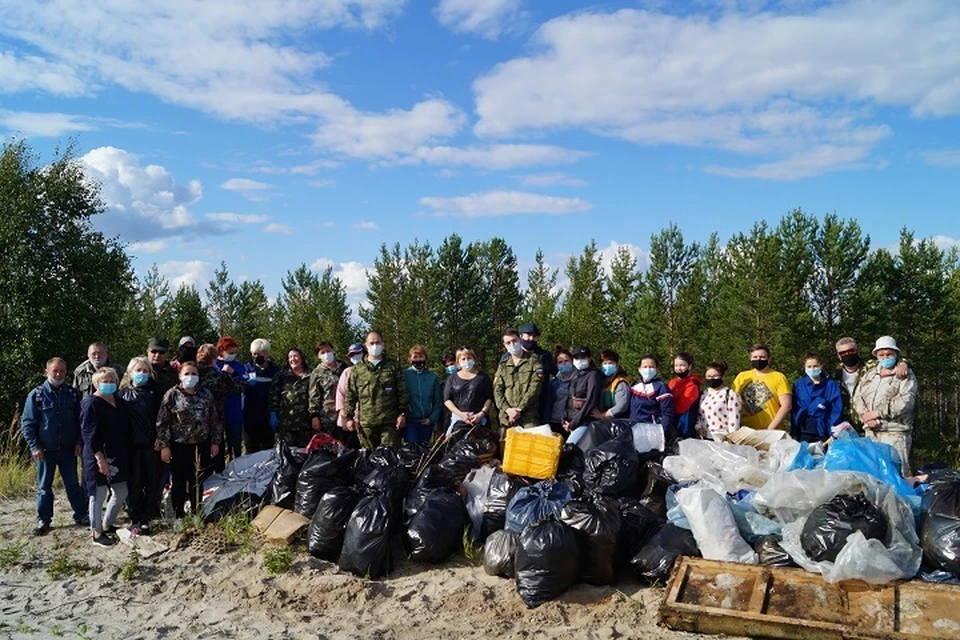 Ханымейцы собрали 40 кубометров мусора в тундре и лесу Фото: Администрация Пуровского района