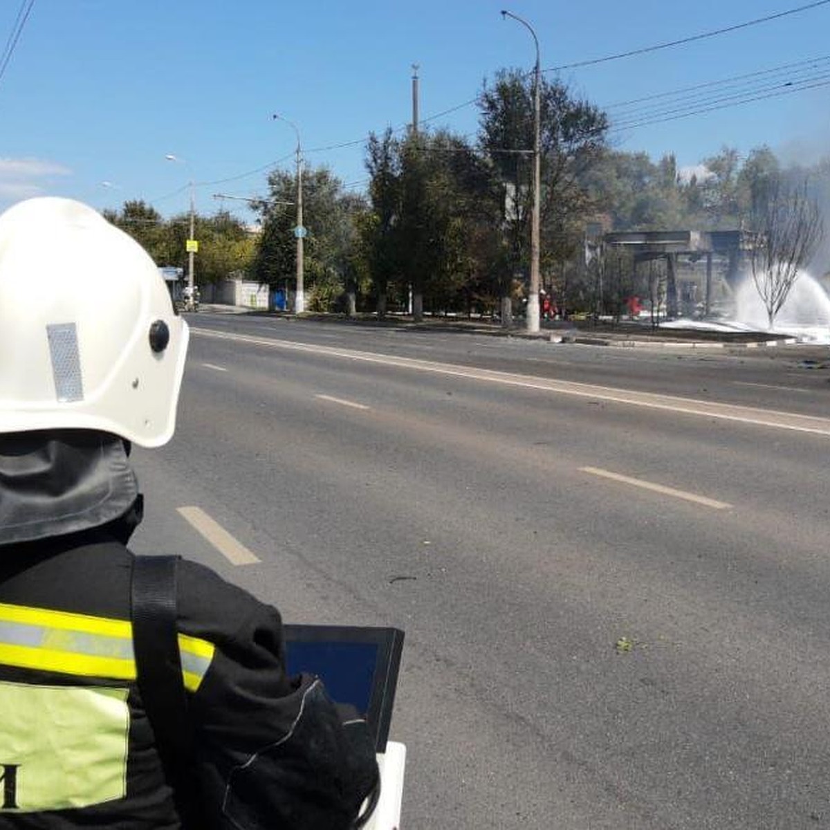 Последние новости о взрыве на заправке в Волгограде: 13 пострадавших,  пожарный в реанимации - KP.RU