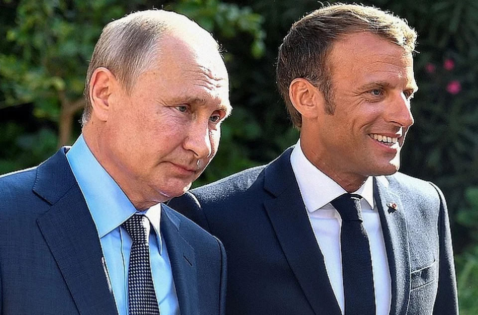 Макрон и Путин обсудили ситуацию в Белоруссии и вакцину от коронавируса