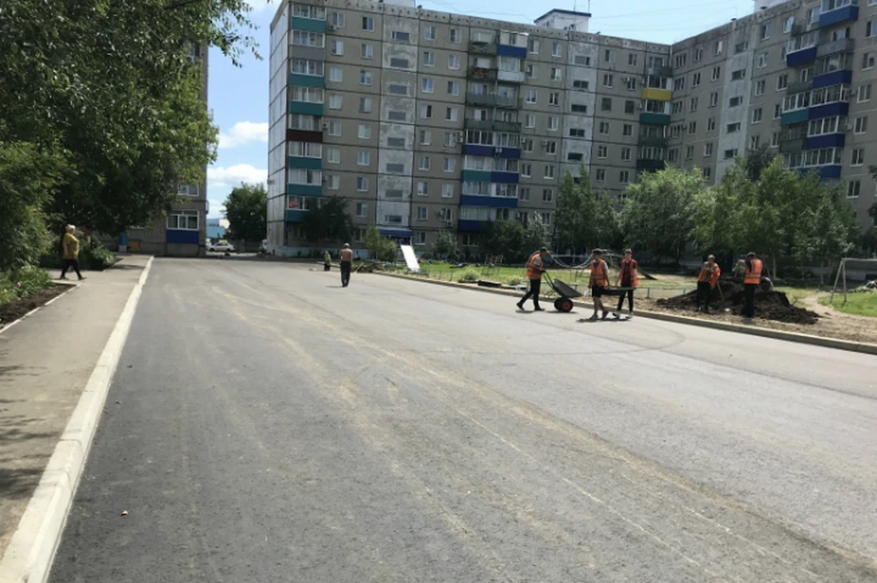 В Комсомольске закончили ремонт шести дворовых территории