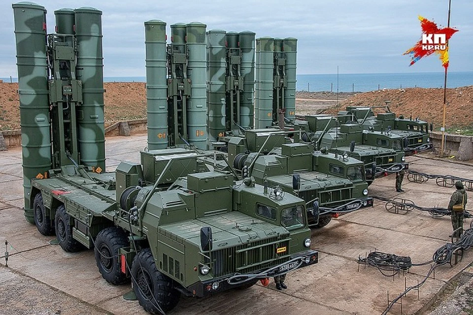 Российские зенитные ракетные системы С-400 «Триумф»