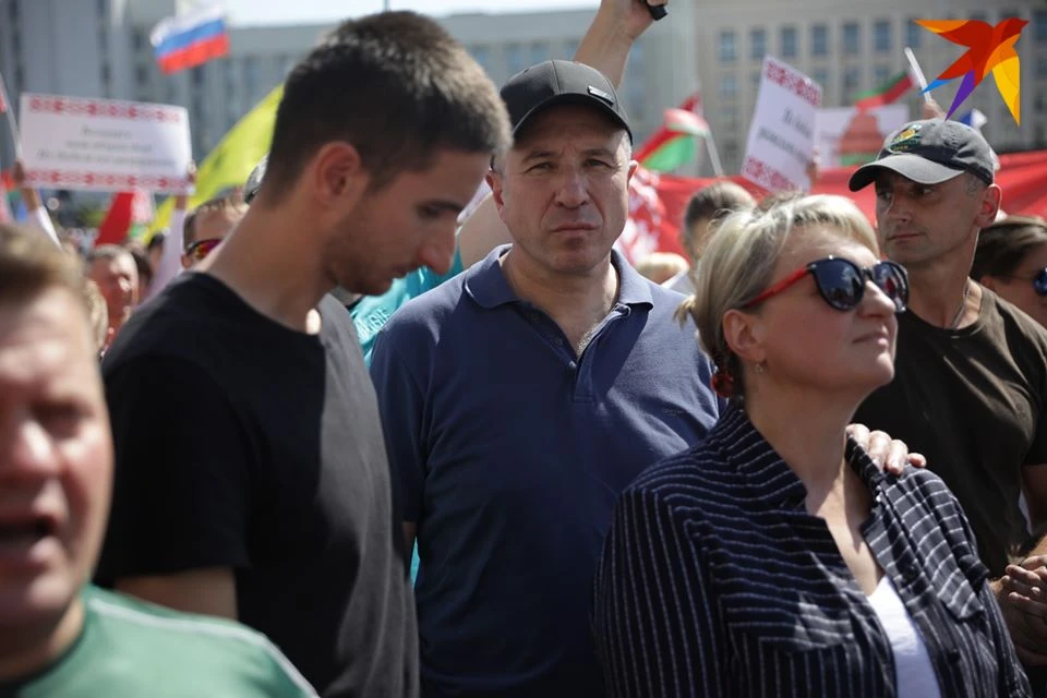 Караев, Качанова, Эйсмонт, Караник: кто из чиновников пришел на митинг Лукашенко.