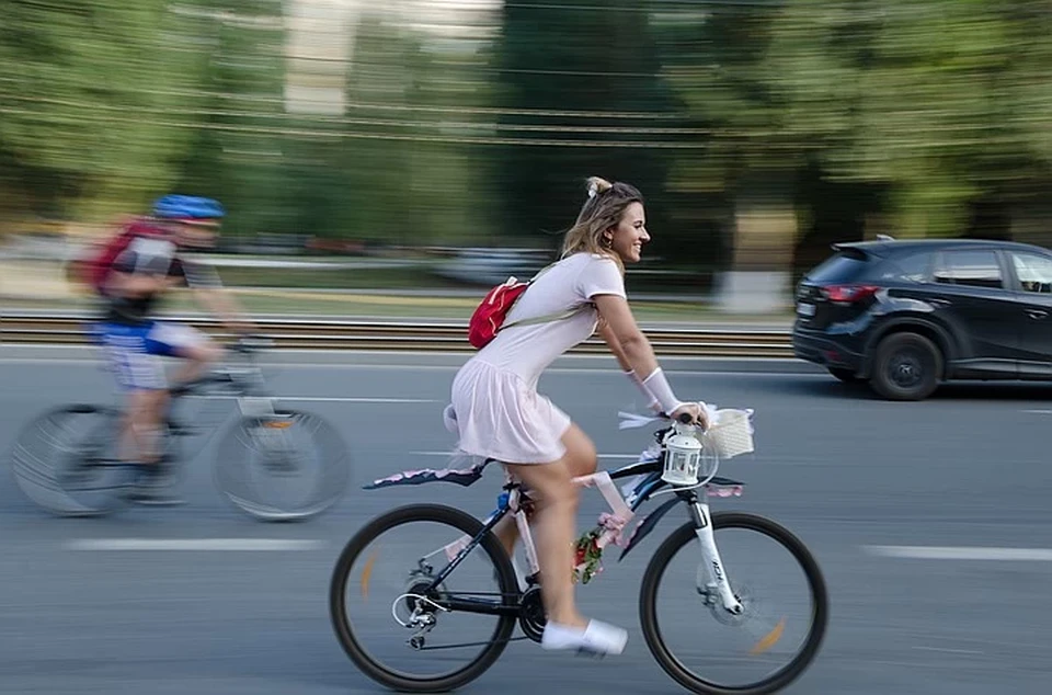 Аналитики объяснили, почему россияне не готовы пересаживаться на велосипеды