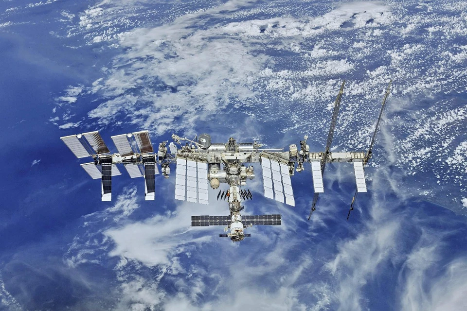 ЦУП разрешил экипажу открыть люки между российским и американским сегментами МКС, где искали утечку воздуха