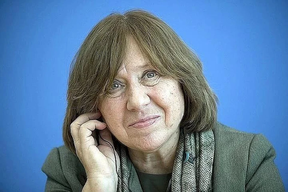 Нобелевский лауреат Светлана Алексиевич пришла на допрос в СК Белоруссии
