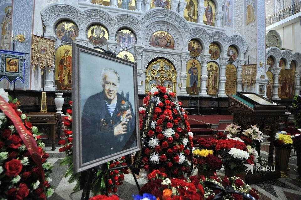 Панихида прошла в Храме-на-Крови.