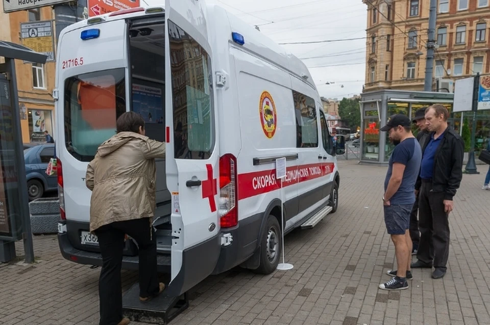 Опубликован график работы передвижных прививочных пунктов в 2020 году в Санкт-Петербурге.
