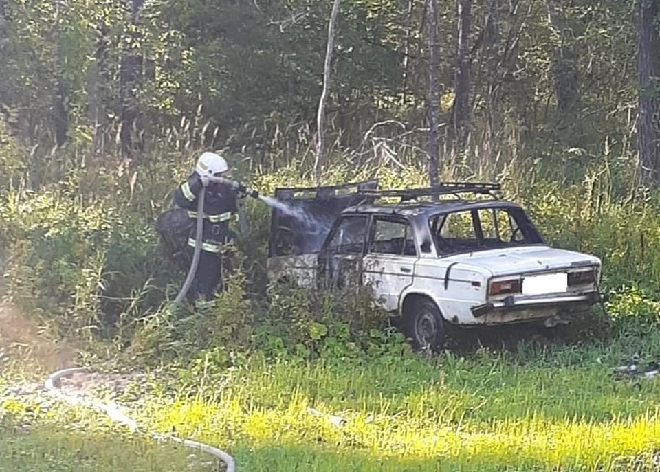 От автомобиля практически ничего не осталось.