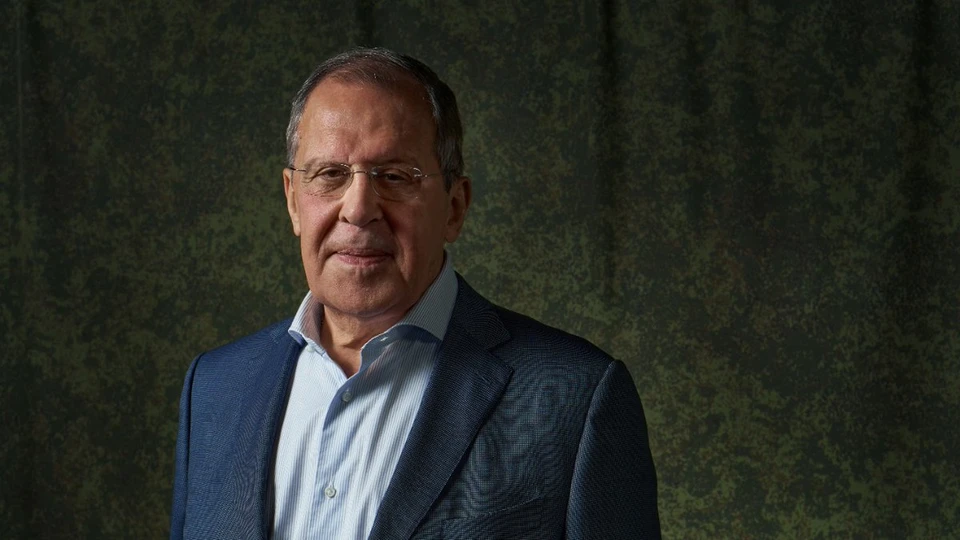 Лавров считает, что ФРГ и США хотят поставить себя выше закона