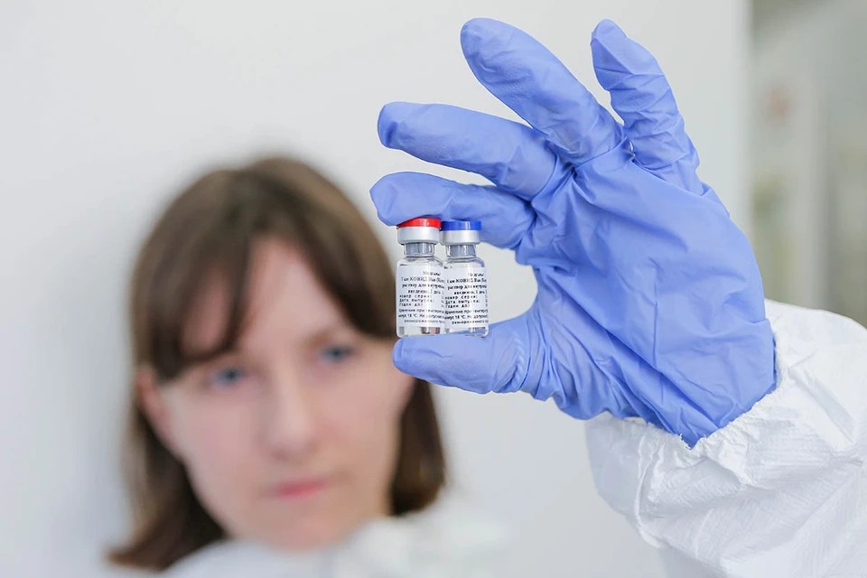 На этой неделе стартовала кампания по масштабному тестированию первой в мире зарегистрированной вакцины против коронавируса — российского препарата «Спутник V».