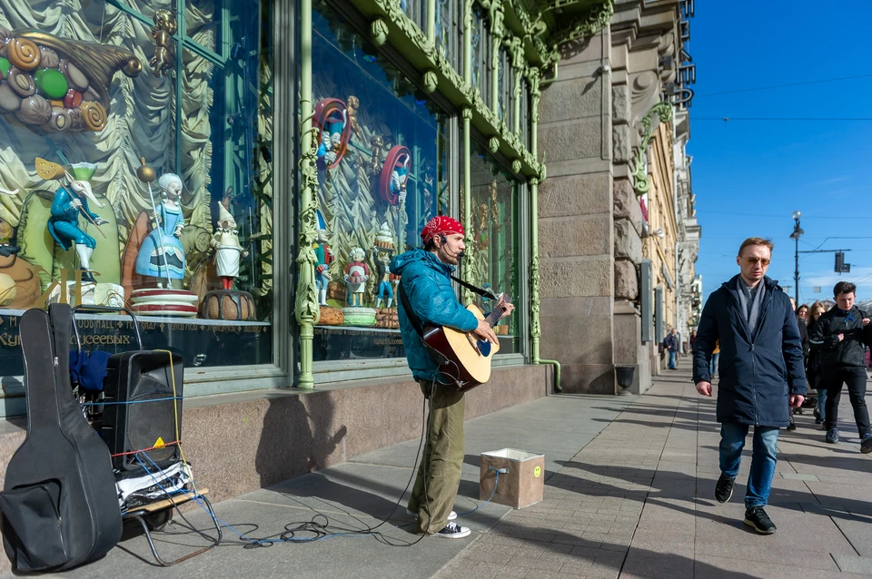Уличных музыкантов собираются легализовать в Санкт-Петербурге