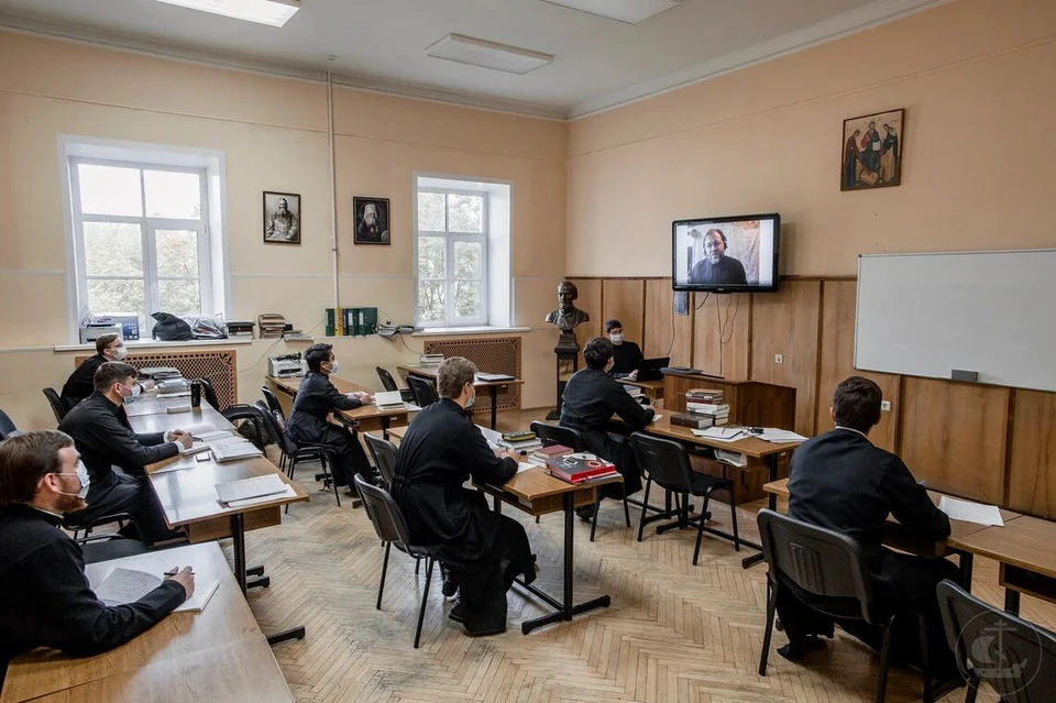 У 48 студентов Петербургской духовной академии нашли коронавирус, 1 госпитализирован в больницу / Фото: Петербургская духовная академия