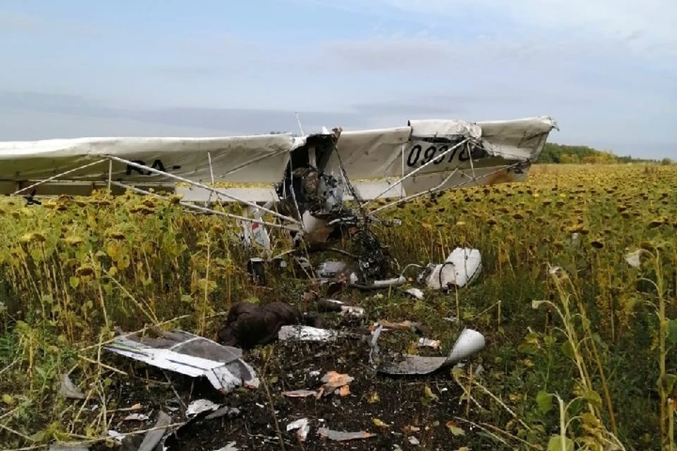 Судя по всему пилот до последнего пытался посадить самолет. Фото: Приволжская транспортная прокуратура