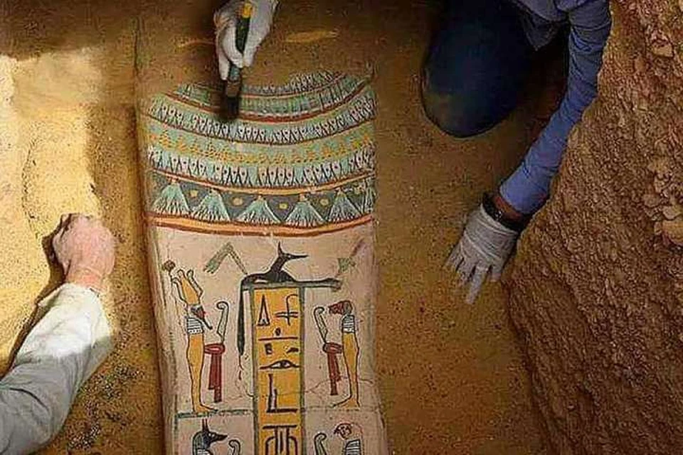 Найденные археологами сакофаги были захоронены более 2,5 тысячи лет назад. Фото: Instagram/arkeoloji_dunyasi