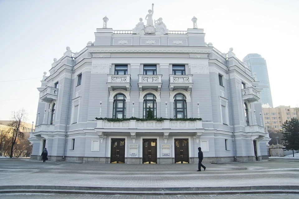 В Екатеринбурге за четыре миллиона отреставрируют фасад Оперного театра