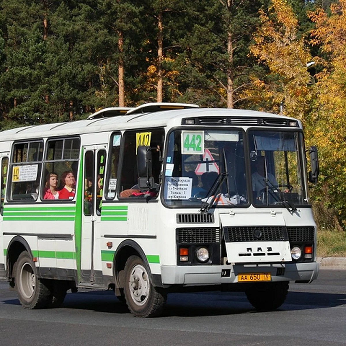 Маршрутные автобусы из Томска в Северск и внутри закрытого города сменят  номера и наименования - KP.RU